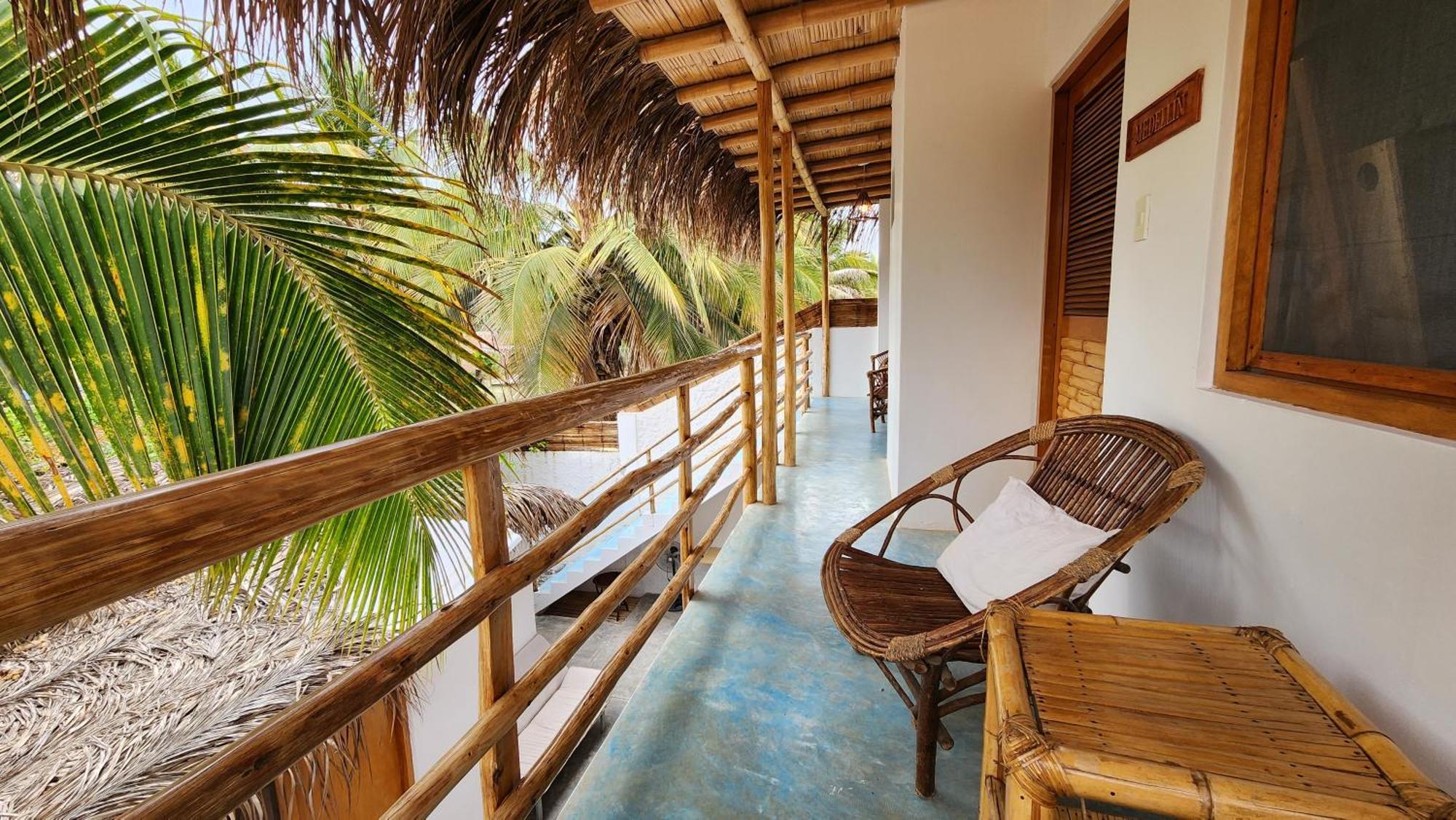 Kinti Guest House Mancora Exterior photo