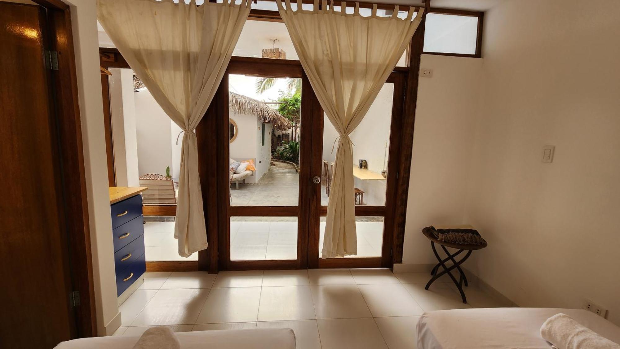Kinti Guest House Mancora Exterior photo